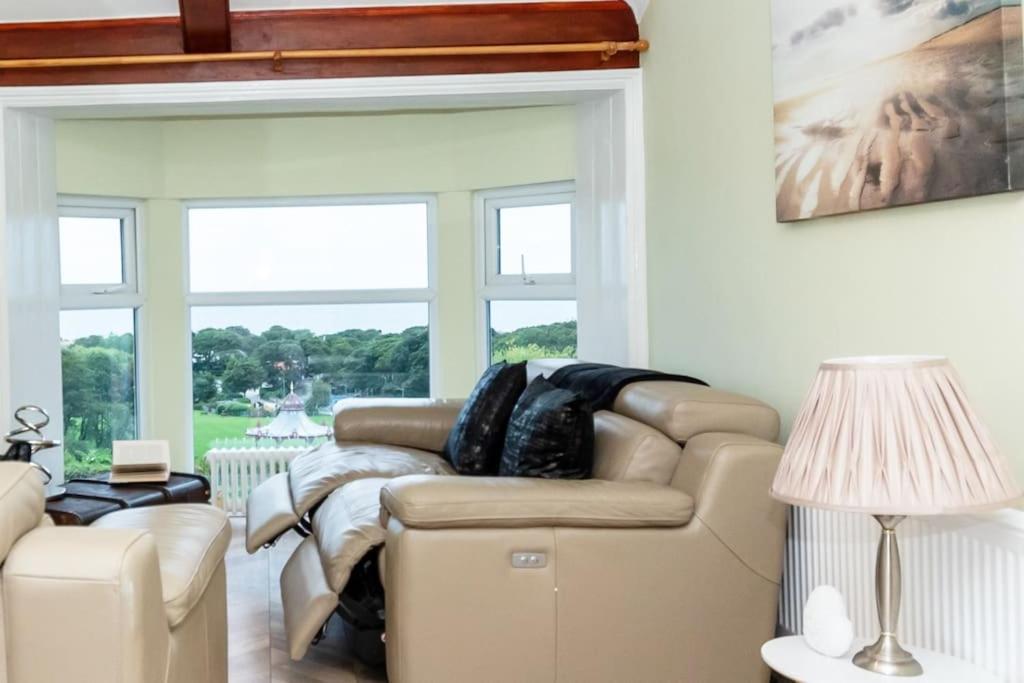 The Seaview - *
